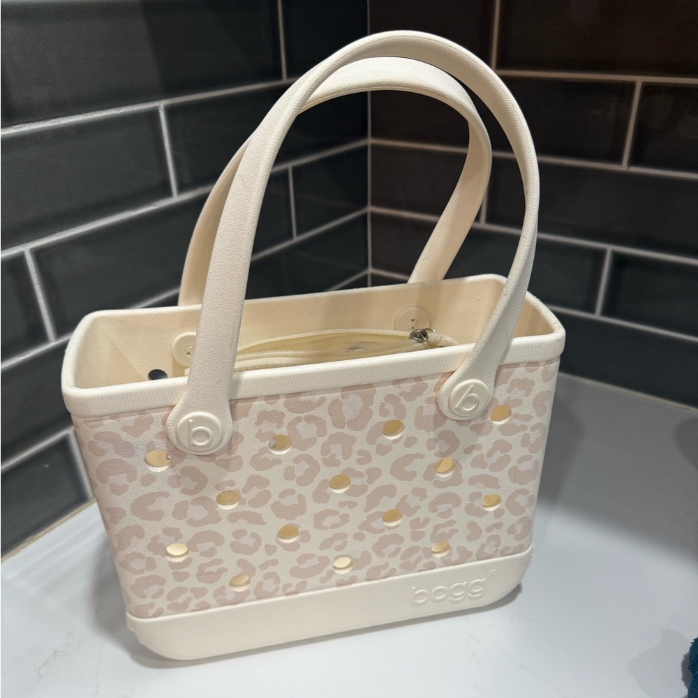Beige Leopard Bitty Bog Bag